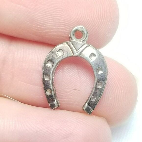 Vintage Tiny Horseshoe Shape Charm Pendant, Silver Tone, Good Luck, Estate - Picture 1 of 6